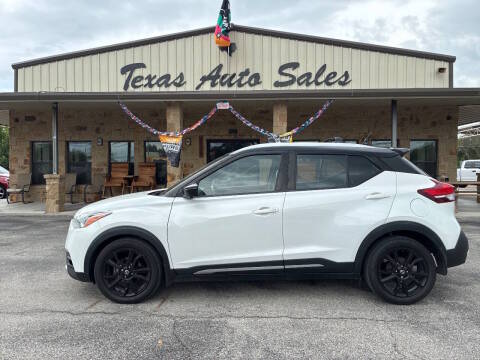 2020 Nissan Kicks SR FWD photo