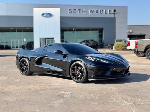 2020 Chevrolet Corvette 2LT RWD photo