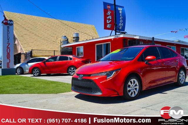 2020 Toyota Corolla LE FWD photo
