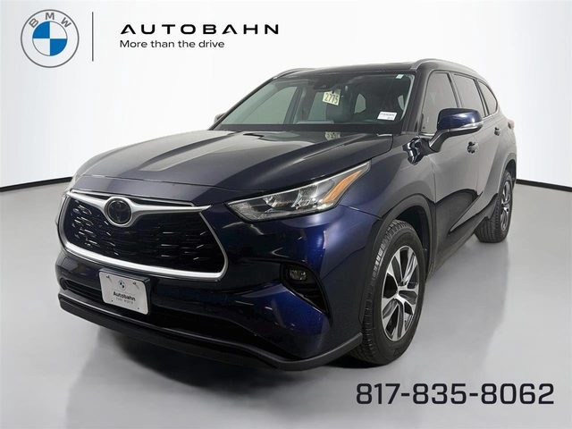 2020 Toyota Highlander XLE FWD photo