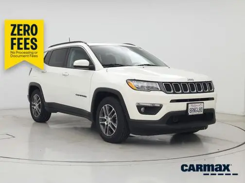 2020 Jeep Compass Latitude w/Sun/Safety Pkg FWD photo