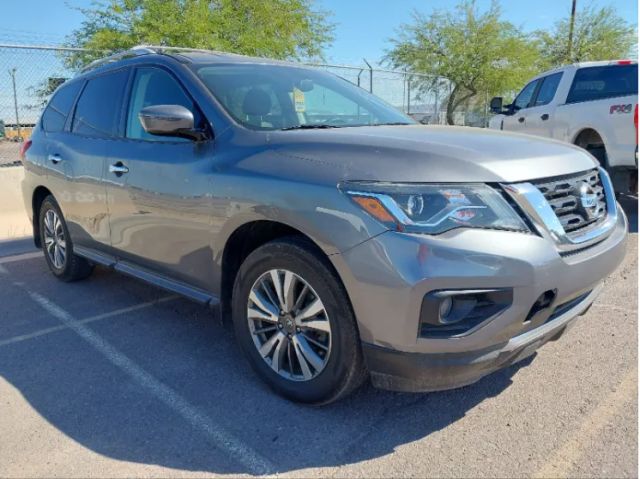 2020 Nissan Pathfinder SV FWD photo