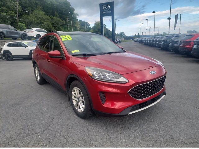 2020 Ford Escape SE AWD photo
