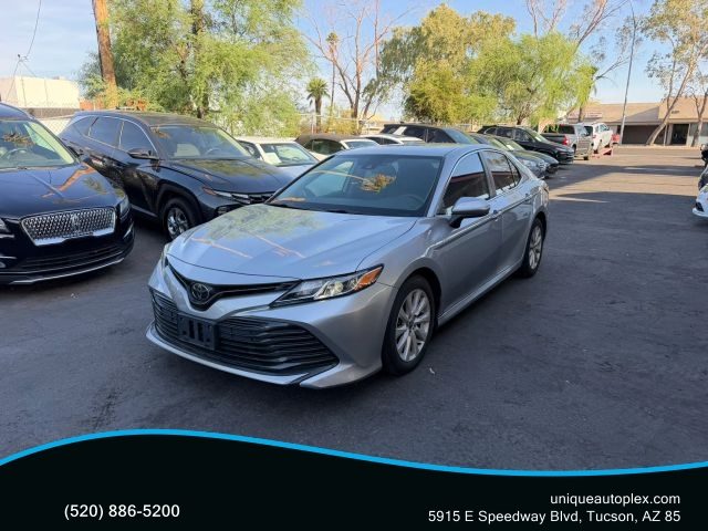 2020 Toyota Camry LE FWD photo