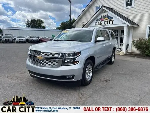 2019 Chevrolet Suburban LT 4WD photo
