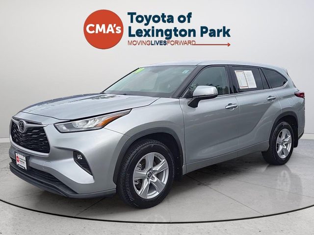 2020 Toyota Highlander LE AWD photo
