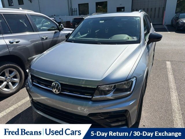 2020 Volkswagen Tiguan SE R-Line Black AWD photo