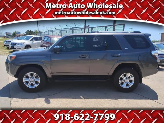 2020 Toyota 4Runner SR5 4WD photo