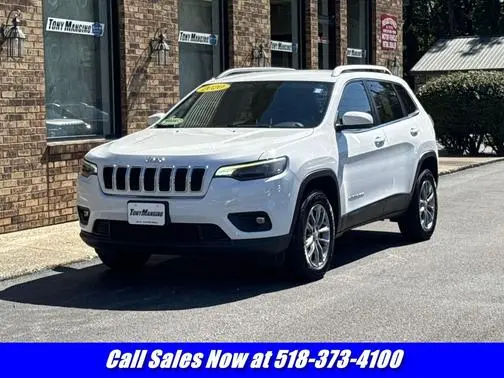 2020 Jeep Cherokee Latitude Plus 4WD photo