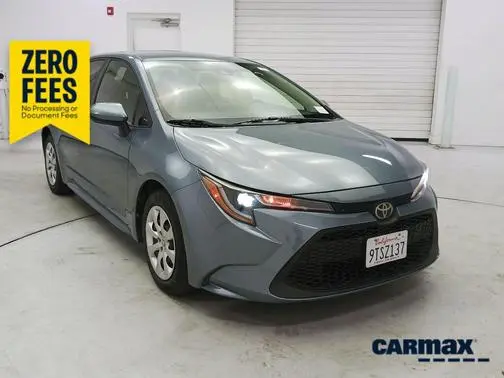 2020 Toyota Corolla LE FWD photo