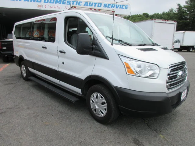 2019 Ford Transit Passenger Wagon XLT RWD photo
