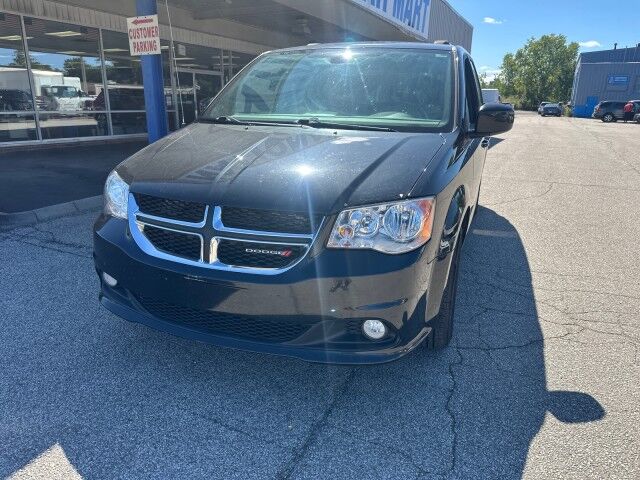 2019 Dodge Grand Caravan SXT FWD photo
