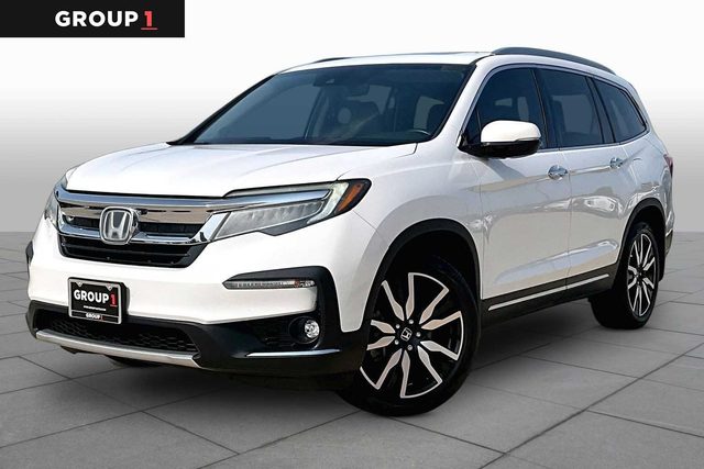 2020 Honda Pilot Touring 8-Passenger FWD photo
