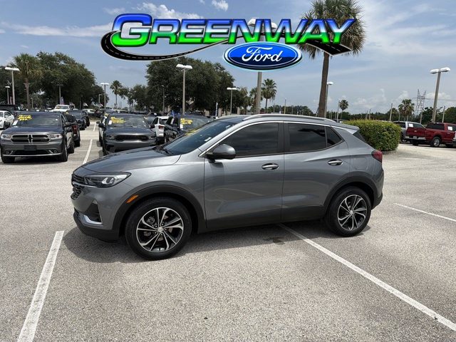 2020 Buick Encore GX Essence FWD photo