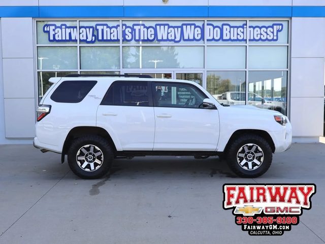2020 Toyota 4Runner TRD Off Road Premium 4WD photo