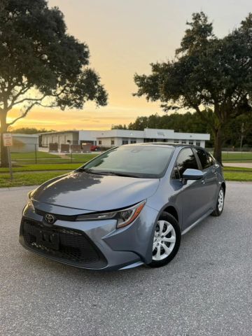 2020 Toyota Corolla LE FWD photo