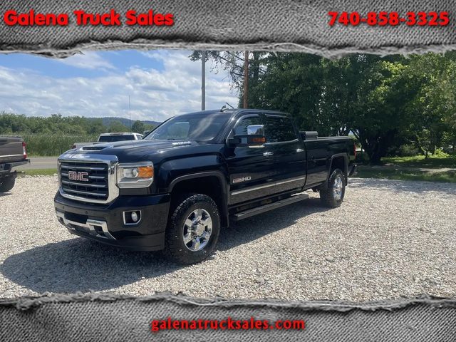 2017 GMC Sierra 2500HD SLT 4WD photo