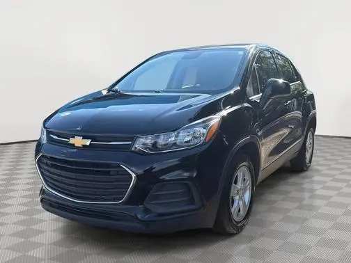 2020 Chevrolet Trax LS FWD photo