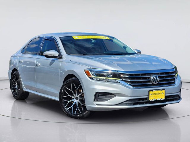 2020 Volkswagen Passat 2.0T SEL FWD photo