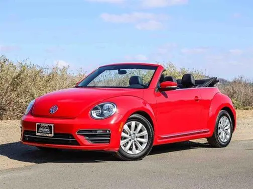 2018 Volkswagen Beetle S FWD photo