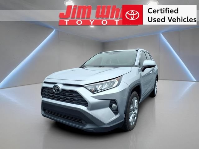 2020 Toyota RAV4 XLE Premium FWD photo
