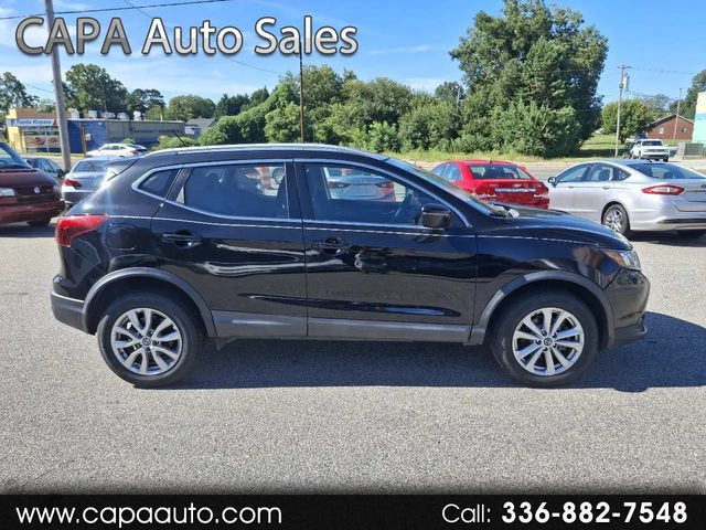 2019 Nissan Rogue Sport SV FWD photo