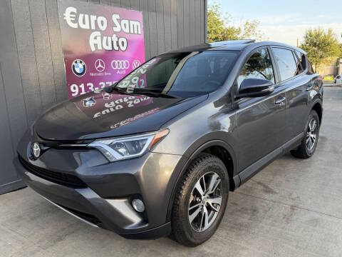 2018 Toyota RAV4 XLE AWD photo