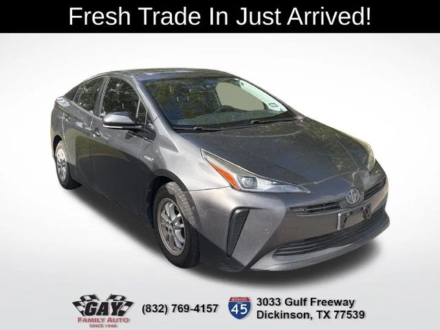 2020 Toyota Prius LE FWD photo