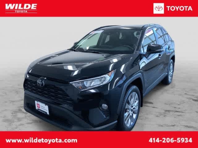 2020 Toyota RAV4 XLE Premium AWD photo