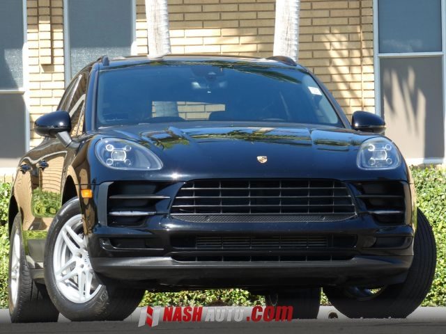 2020 Porsche Macan AWD photo