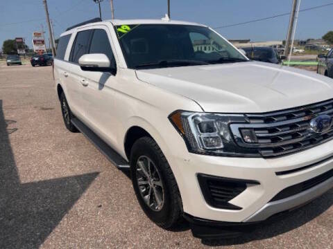 2019 Ford Expedition Max XLT 4WD photo