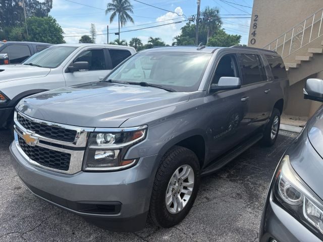 2019 Chevrolet Suburban LT 4WD photo