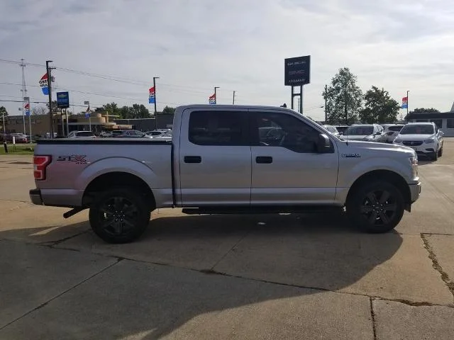 2020 Ford F-150 XL 4WD photo