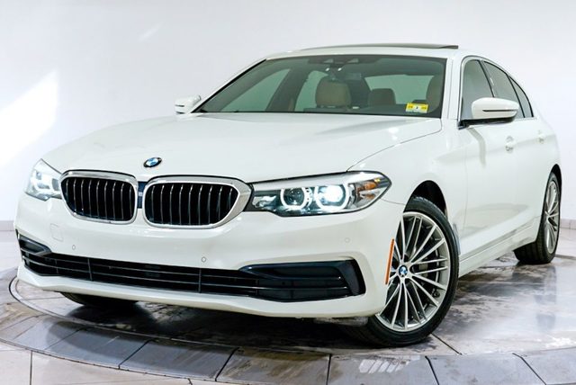 2020 BMW 5 Series 530i xDrive AWD photo
