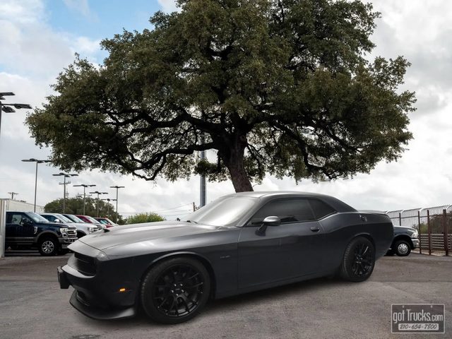 2019 Dodge Challenger R/T RWD photo