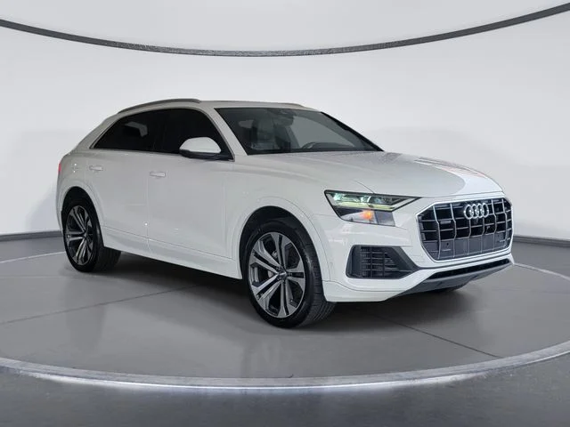 2020 Audi Q8 Premium Plus AWD photo