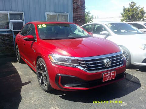 2020 Volkswagen Passat 2.0T R-Line FWD photo
