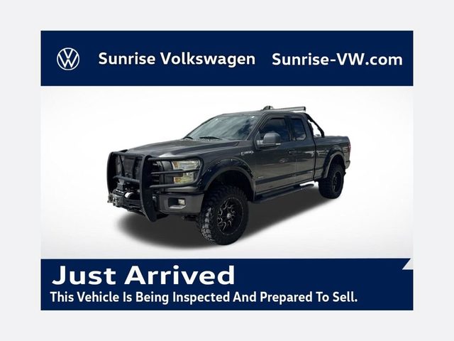 2017 Ford F-150 XLT 4WD photo