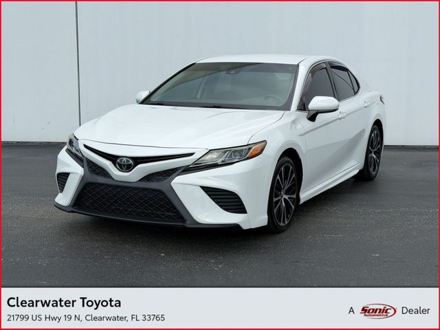 2019 Toyota Camry SE FWD photo