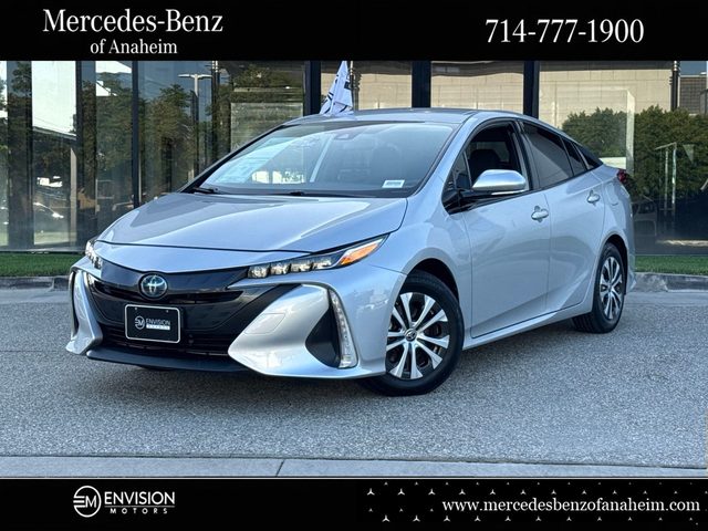 2020 Toyota Prius Prime XLE FWD photo