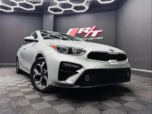 2020 Kia Forte LXS FWD photo