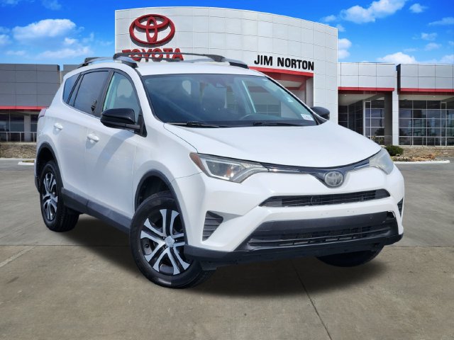 2018 Toyota RAV4 LE AWD photo
