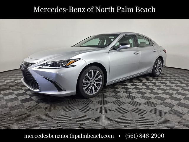 2019 Lexus ES ES 300h FWD photo