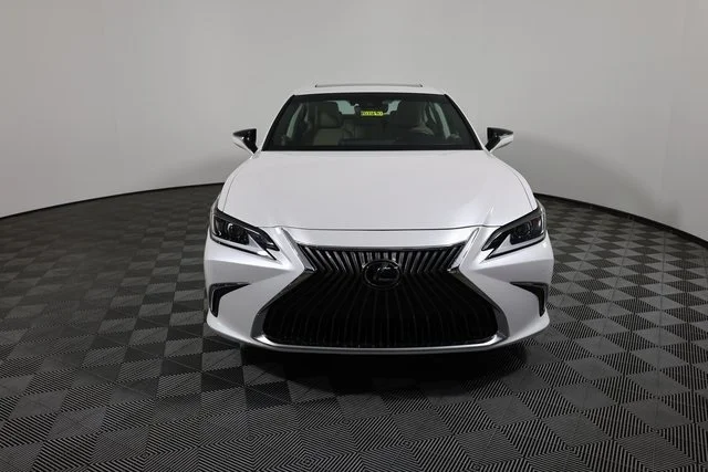 2019 Lexus ES ES 350 FWD photo