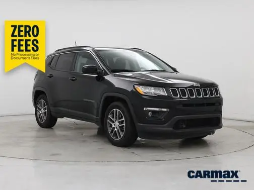 2020 Jeep Compass Latitude w/Sun/Safety Pkg FWD photo