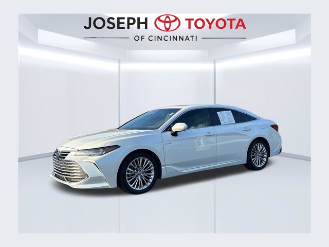 2020 Toyota Avalon Hybrid Limited FWD photo