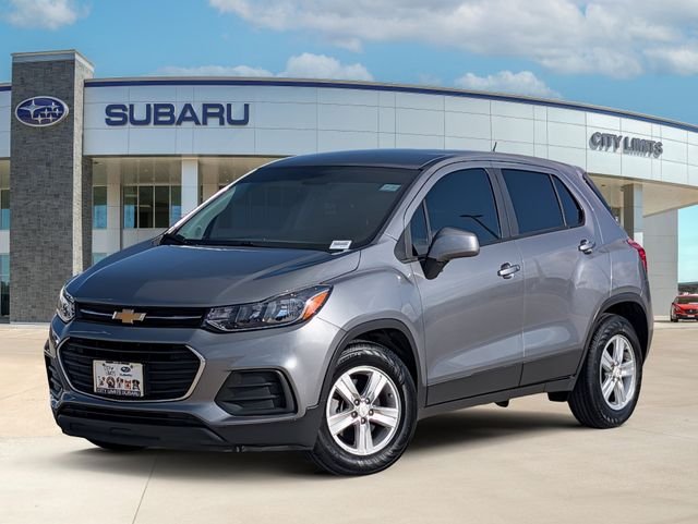 2020 Chevrolet Trax LS FWD photo