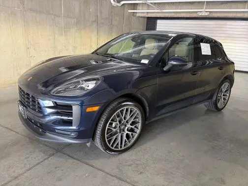 2020 Porsche Macan S AWD photo