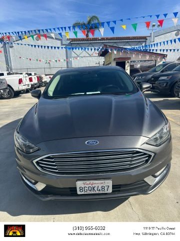 2018 Ford Fusion SE FWD photo