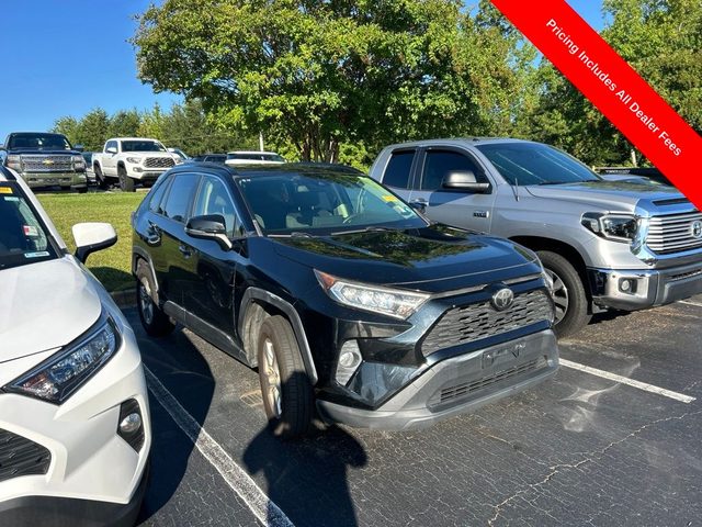2019 Toyota RAV4 XLE AWD photo